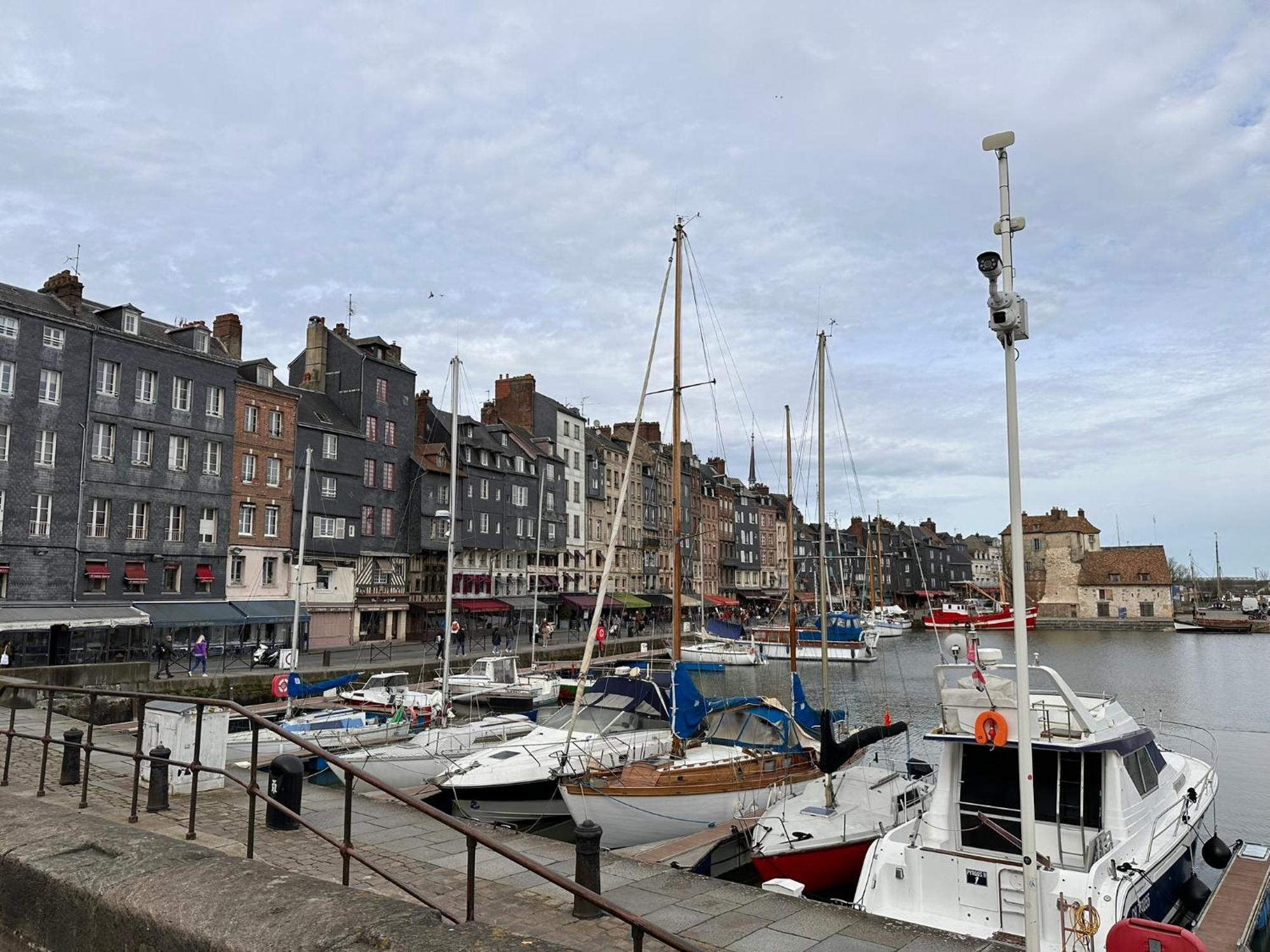 Large Apartment In City Center Honfleur Kültér fotó